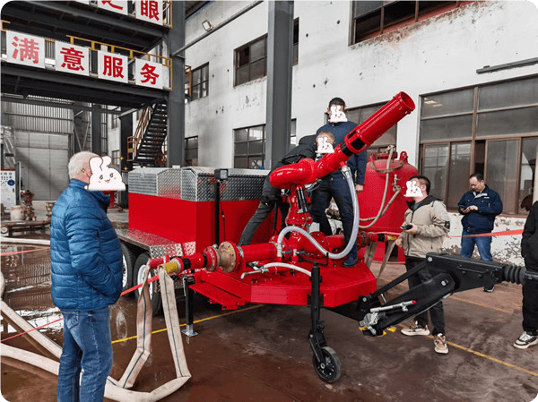 Прилагодениот примерок од приколката за монитор за пожарна пена е завршен.